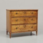 1084 9519 CHEST OF DRAWERS